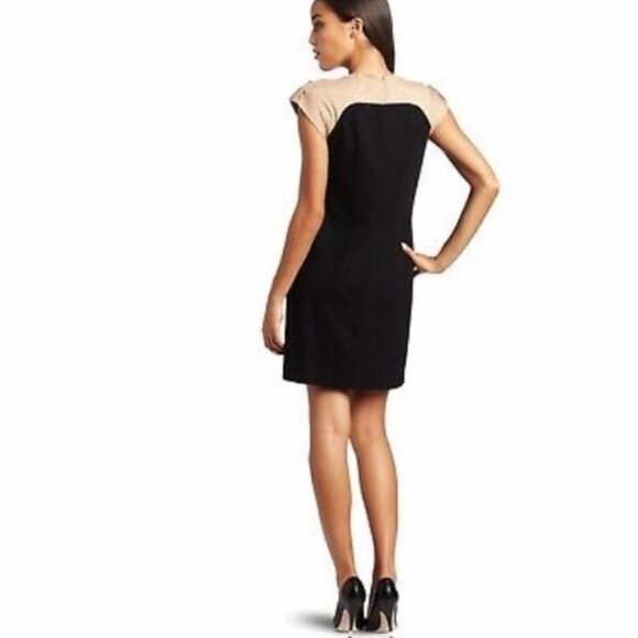 Vince Camuto Color-Block Shift Dress - Picture 10 of 10